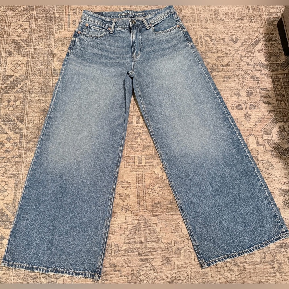 Low Rise Ultra Wide Leg American Eagle Jeans